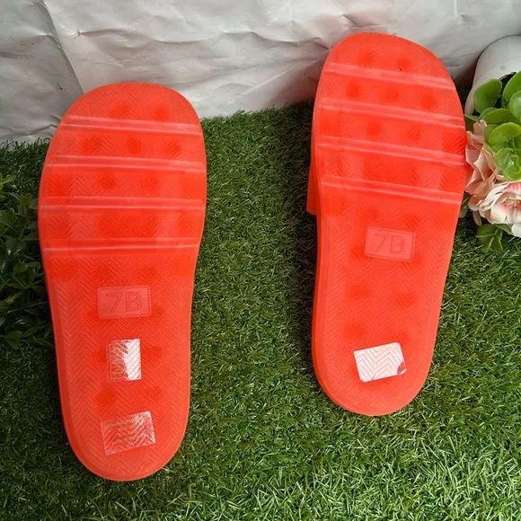 TORY BURCHBUBBLE JELLY SLIDES SANDALS - NEONFLUORESCENT PINK$188 Sz 7 NEW