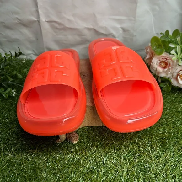 TORY BURCHBUBBLE JELLY SLIDES SANDALS - NEONFLUORESCENT PINK$188 Sz 7 NEW