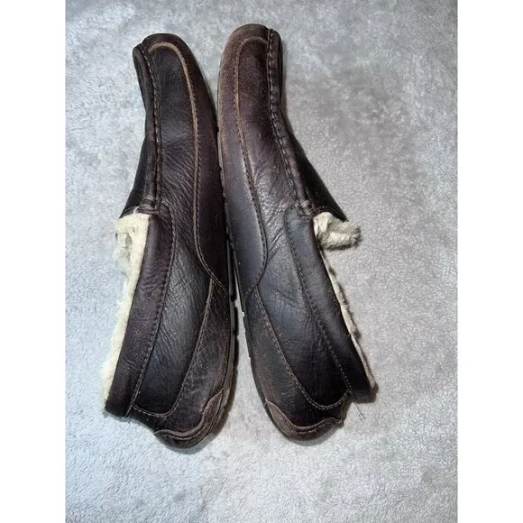 UGG 5379 Mens Dark Brown Leather Shearling Loafers Slippers Comfort