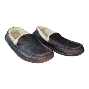 UGG 5379 Mens Dark Brown Leather Shearling Loafers Slippers Comfort