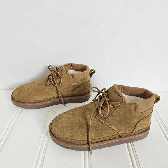 UGG Ankle Boots Girls Size 3 Koolaburra Advay Chestnut Brown Lace Up Winter Shoe