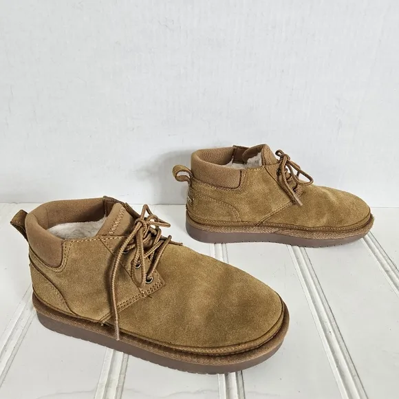UGG Ankle Boots Girls Size 3 Koolaburra Advay Chestnut Brown Lace Up Winter Shoe