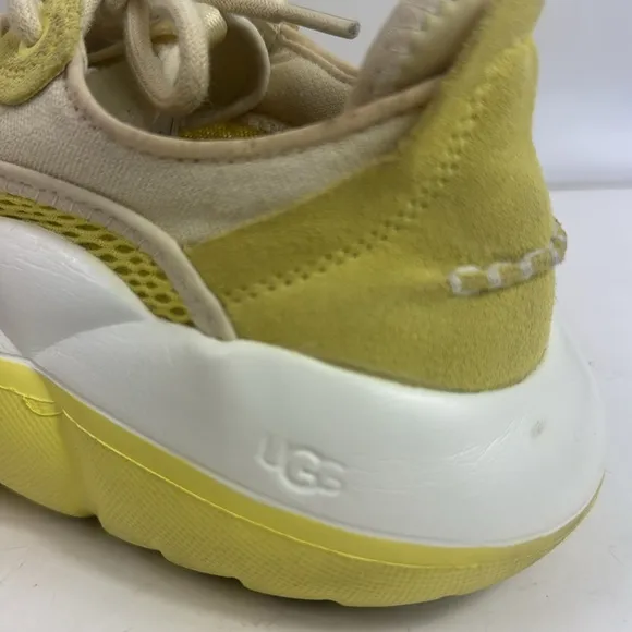 UGG Australia Yellow La Cloud Low Fashion Women's Sneakers
