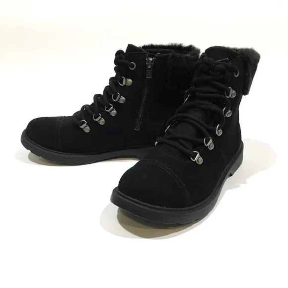 UGG Azell Hiker Weather Waterproof Lace-up Boots -Black Suede -Youth US 6 -NEW