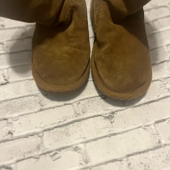 Ugg Brown Suede Boots with Fur Lining Size 1 Girls
