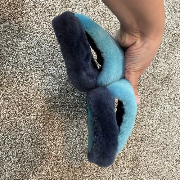 UGG Cozette Blue Gradient Sherpa Slide Slippers Kids Size 3 EUC