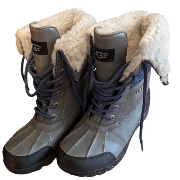 UGG Gray and Black Winter Boots Size 4