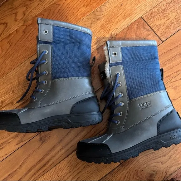 UGG Gray and Black Winter Boots Size 4