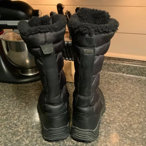 Ugg Kintla Boots