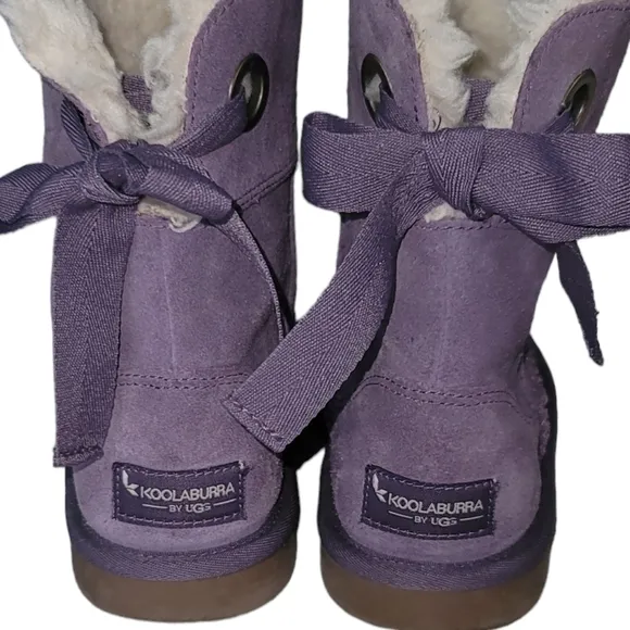 UGG KOOLABURRA Sheepskin Lined all weather boots