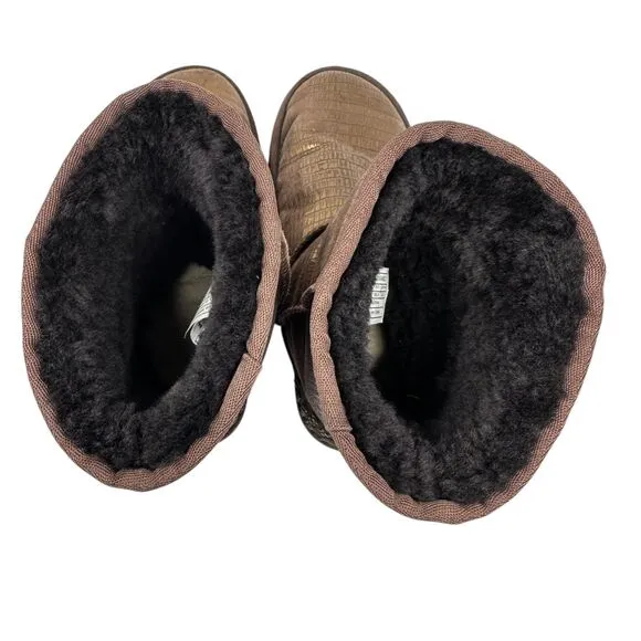 UGG Lizard Bronze Metallic Leather Black Sheepskin Lined Ankle Boots Size 5