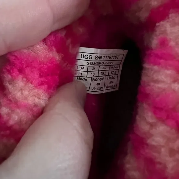 Ugg mini fluff quilted pink youth boots