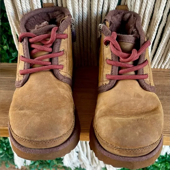 UGG NEUMEL II WEATHER GRIZZLY LEATHER BOOTS SIZE US 11 TODDLER