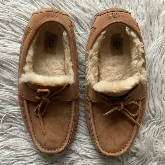 UGG Parkdale Moc Toe Tan Sheepskin Shearling Fur Slip On Moccasin Loafers Sz 10
