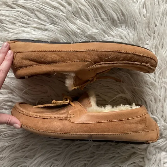 UGG Parkdale Moc Toe Tan Sheepskin Shearling Fur Slip On Moccasin Loafers Sz 10