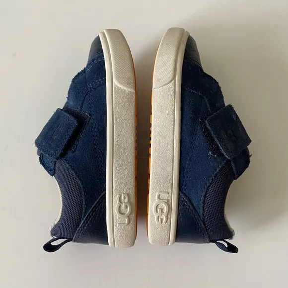 UGG Rennon Grip-Strap Low-Top Sneakers, Toddlers shoes size  7