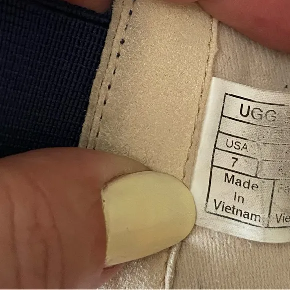 UGG Rennon Grip-Strap Low-Top Sneakers, Toddlers shoes size  7