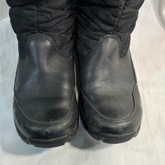 UGG SNOWPEAK Black Sheepskin-Lined Nylon Quilted Waterproof Boots Vibram Sz 7