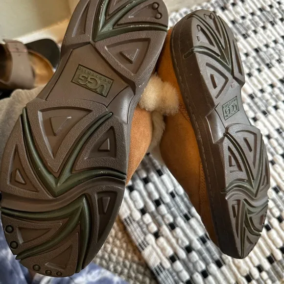 Ugg Sunburst Tall! Rare find!