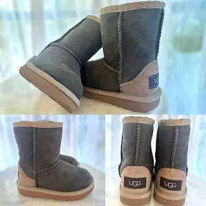 UGG Toddler Kids Classic Short II Boots Size 7