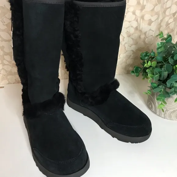 UGG🔴women’s Sundance waterproof winter boots