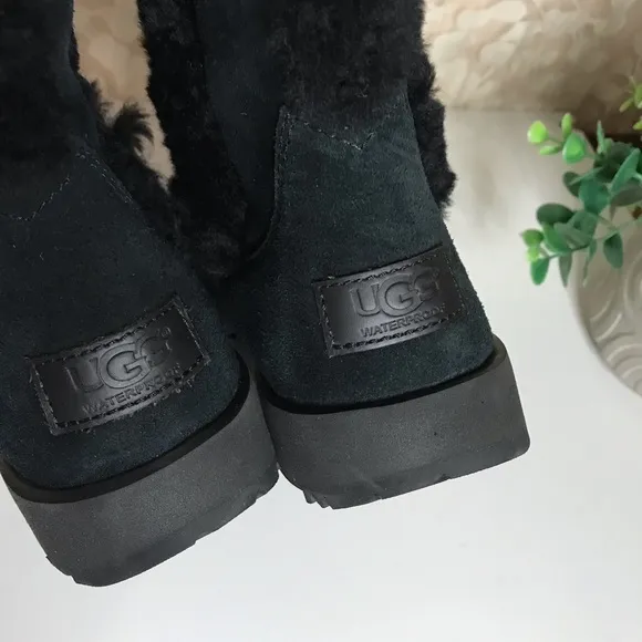 UGG🔴women’s Sundance waterproof winter boots