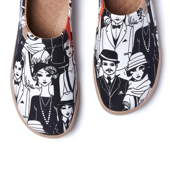 UIN Men's Walking Shoes Slip On Loafers (LADIES &amp; GENTLEMEN)