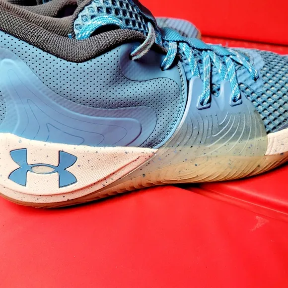 Under Armour Embiid One Basketball Men's Shoes Sky Blue  #3023086-402. size 10