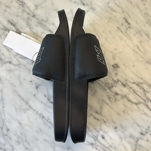 Unisex/Women's Anine Bing x Reebok Classic Leather Slides, Size 9 NWT