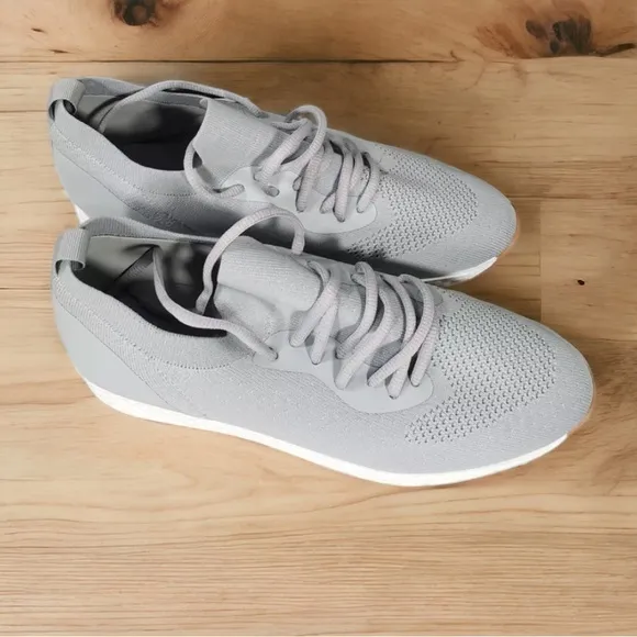 Urban Sport by J/Slides Gray Knit Sneakers (113)