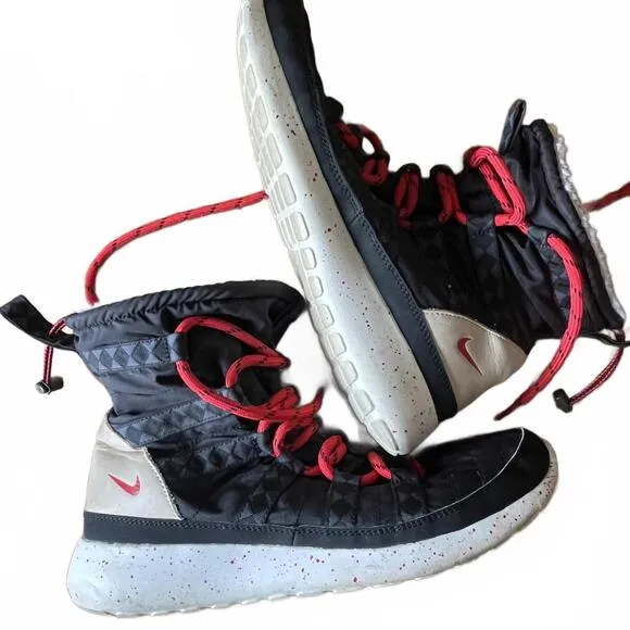 US 9 - Men's -Nike Heated Winter Boots - Stylish &amp; Cozy