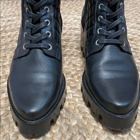 UTERQUE’ DIAMOND QUILTED LUG SOLE BOOTS