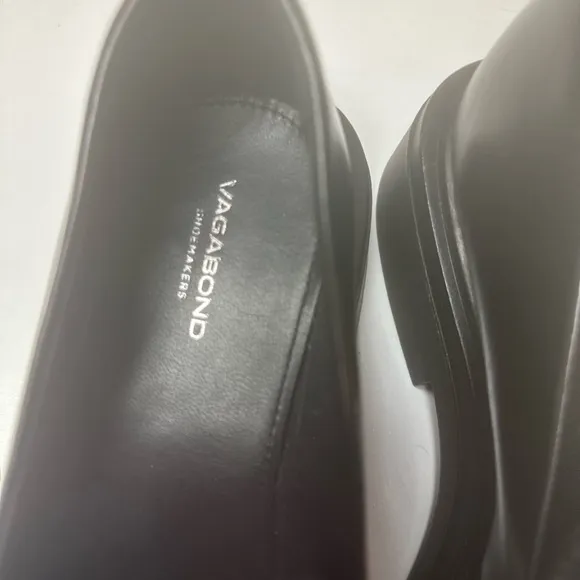 Vagabond Black EYRA Menswear-Inspired High Quality Leather Chunky Loafers NWOT 9