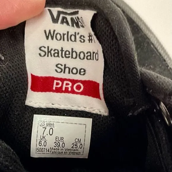 Vans Chima Ferguson Pro 2 Skateboarding Sneakers Sz 7 NWT Black Canvas &amp; Suede