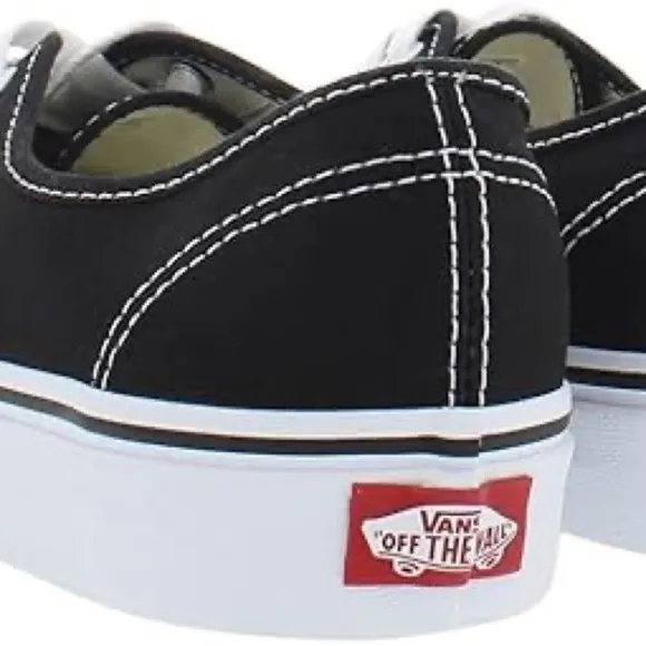 Vans • Classic Authentic Black/White Kids Sneakers