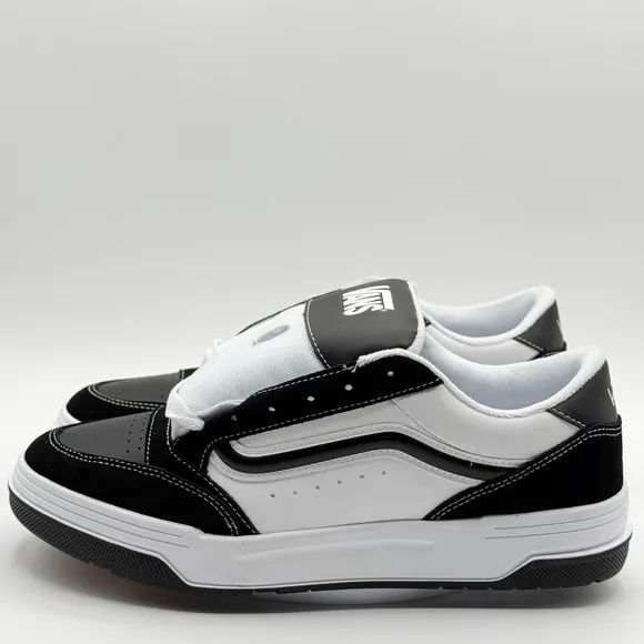 Vans Hylane Puffy Skate Shoe Sneakers Size 12 Mens Black/White New In Box