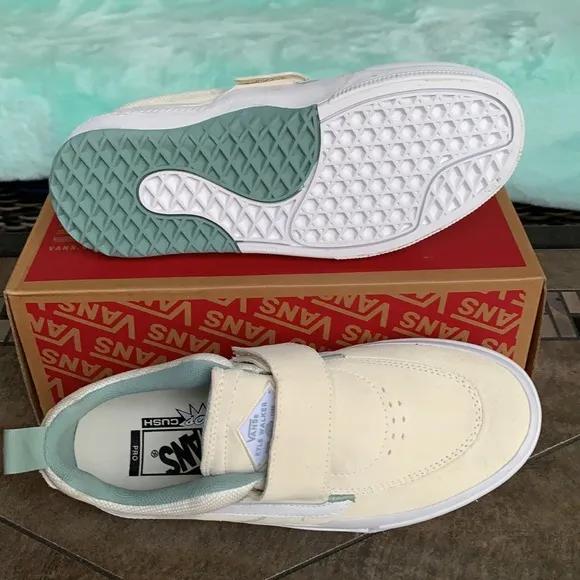 VANS KYLE PRO 2 ANTIQUE WHITE WMNS