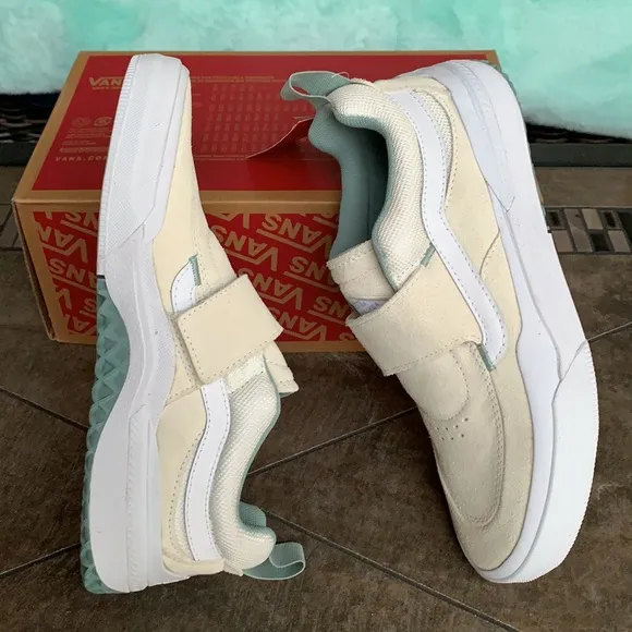 VANS KYLE PRO 2 ANTIQUE WHITE WMNS