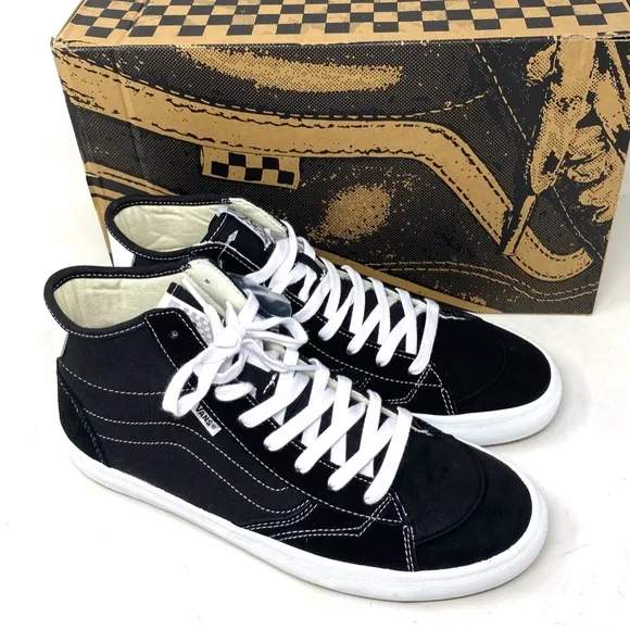 VANS Lizzie Shoe Casual Women's Suede Canvas White Black Sneakers Hi VN0A4BX1Y28