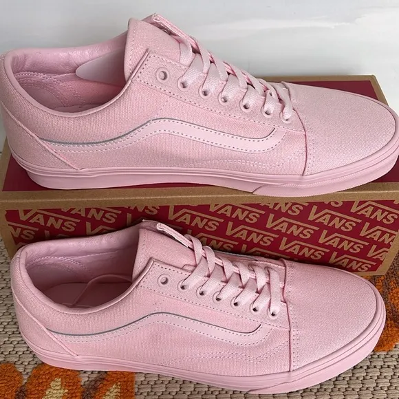 Vans Men’s Old SkoolPastel Mono PinkVN000CT8PNK Sneakers
