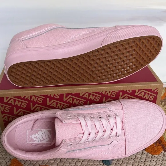 Vans Men’s Old SkoolPastel Mono PinkVN000CT8PNK Sneakers