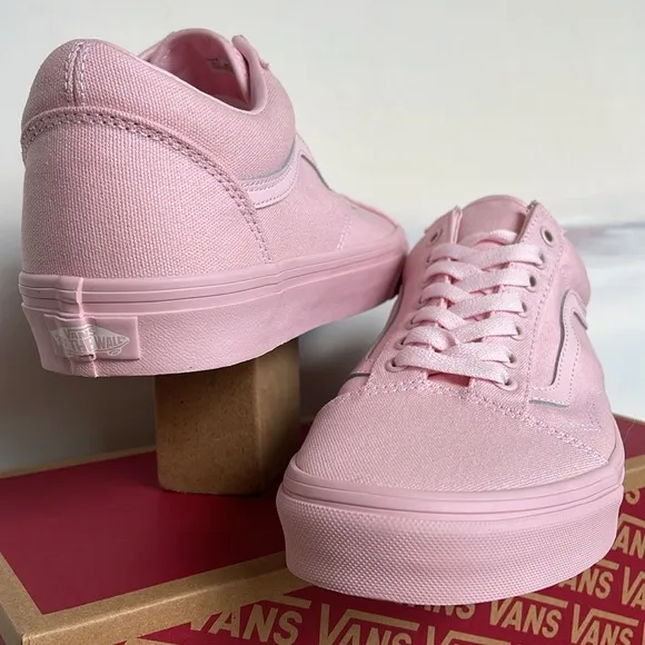 Vans Men’s Old SkoolPastel Mono PinkVN000CT8PNK Sneakers