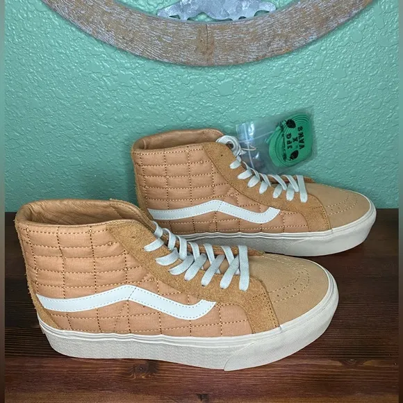Vans Men's Size 11.5 JFG Chocolate Valley Resort Hi Top Sneakers