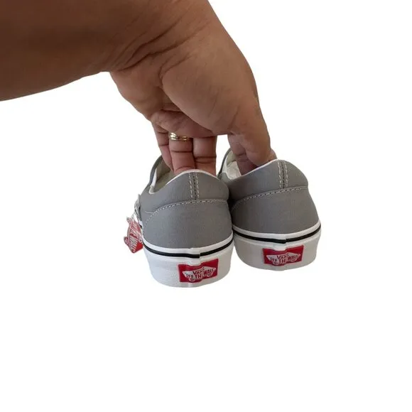 Vans Mens Unisex Classic Slip-On Sneakers Gray Size 8 Women SZ 9.5