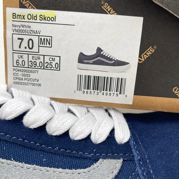 Vans WMNS Blue and White Sneakers Bmx Old SkoolNavy/WhiteVN0005UZNAV