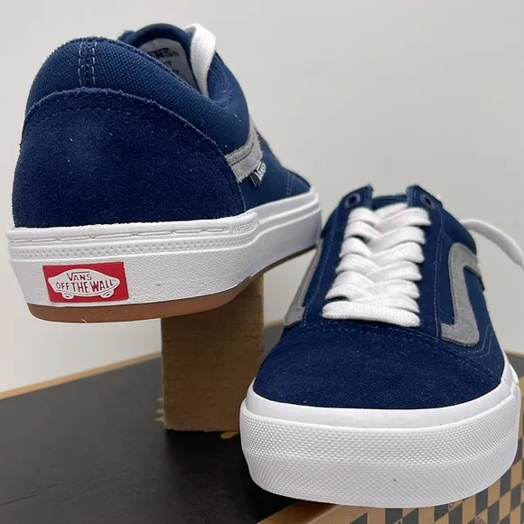 Vans WMNS Blue and White Sneakers Bmx Old SkoolNavy/WhiteVN0005UZNAV