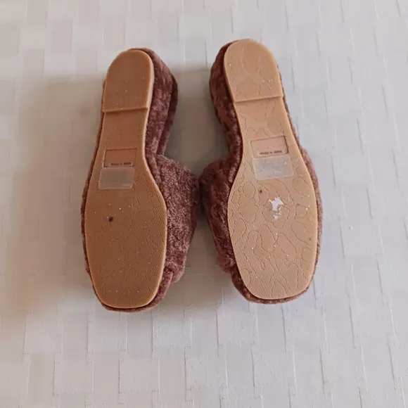Veronica  Beard Desiree Genuine Shearling Slides Sandals