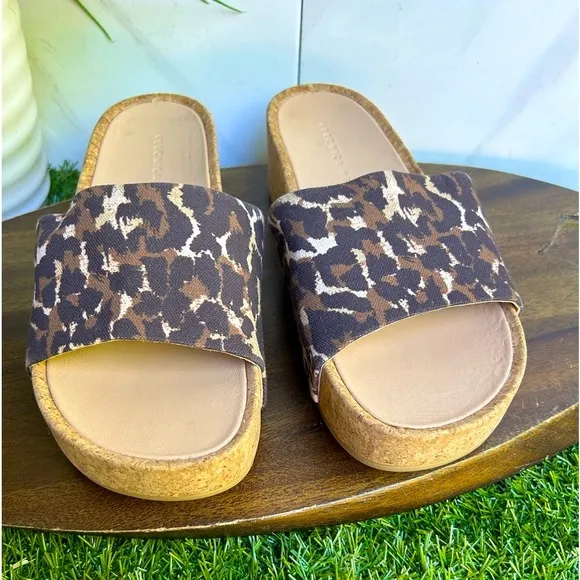 Veronica Beard Dresdyn Leopard sandals size 8