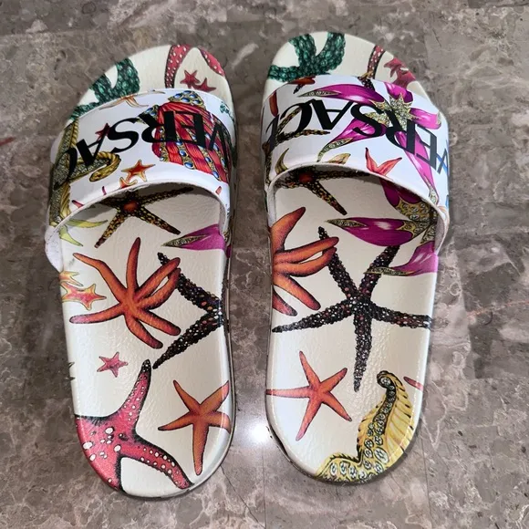 Versace Girls Tresor De La Mer print slides size 35 (3)