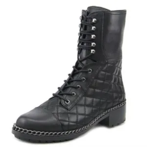 VINCE CAMUTO genu leather blac quilted combat boots